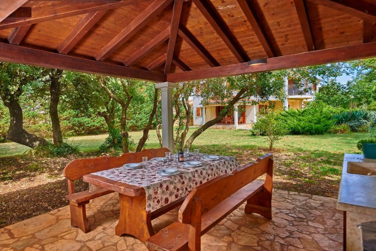 Villa Theresa In Ližnjan Extérieur photo